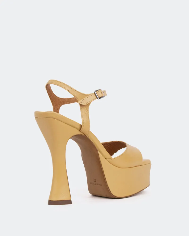 Betsey Camel Leather/Cuir Chmeau
