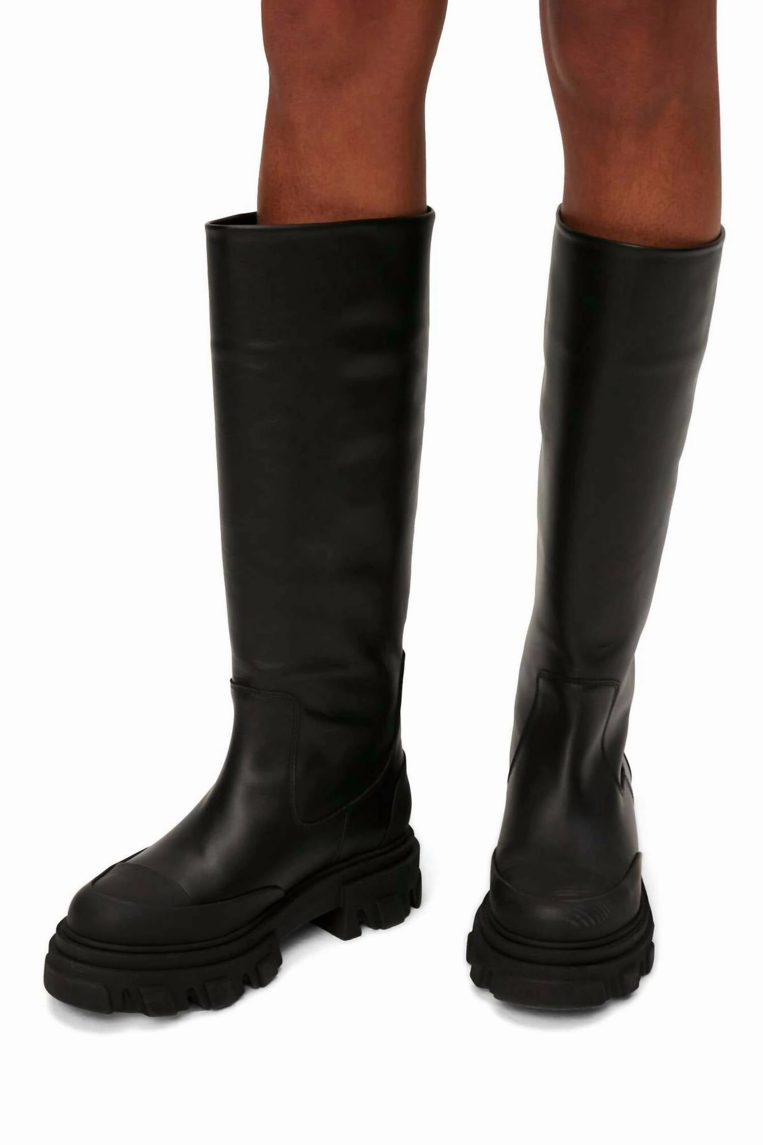 Cleated High Tubular Boots