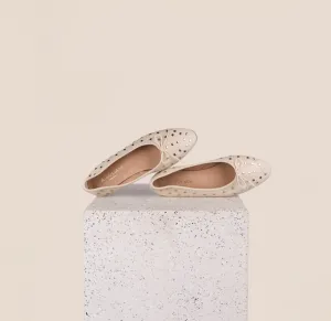 Como Studs Ivory