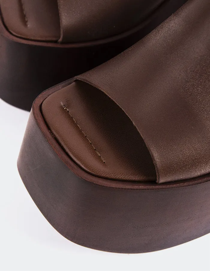 Fidle Brown Leather