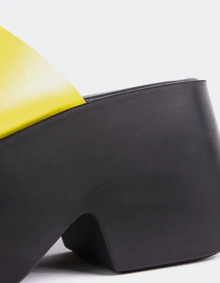 Fidle Yellow Leather